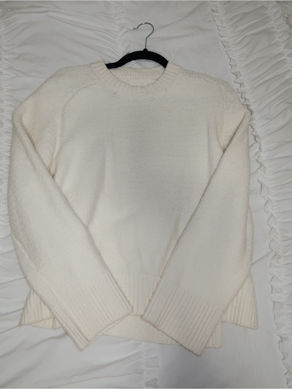 Abercrombie & Fitch Ivory Crewneck Sweater